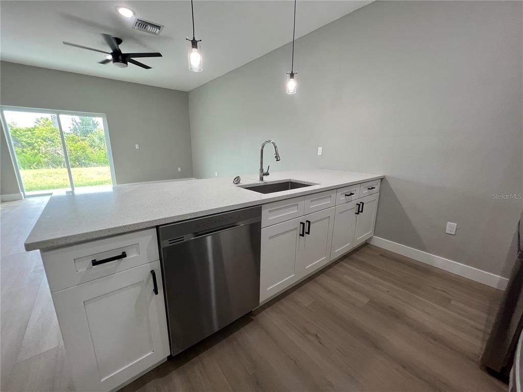 12128 Henley Avenue - Photo 3