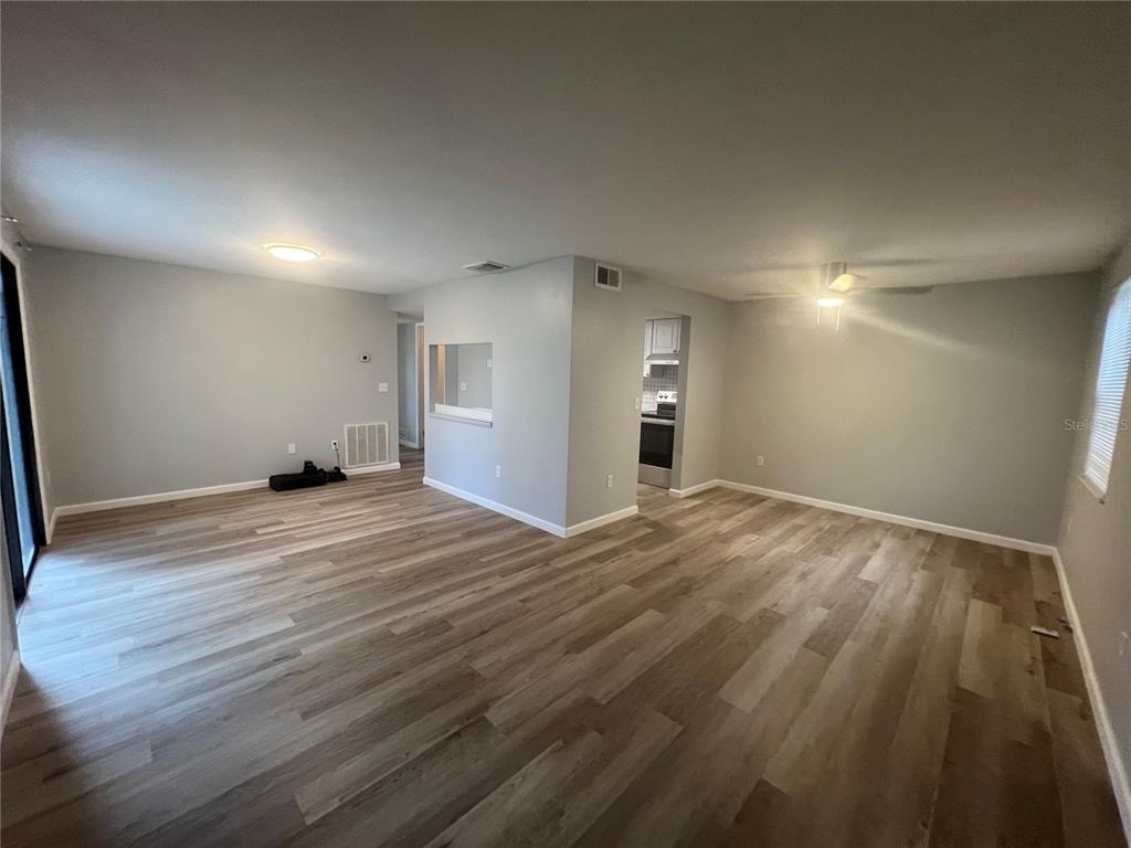 4022 Beaver Ln Ne - Photo 2