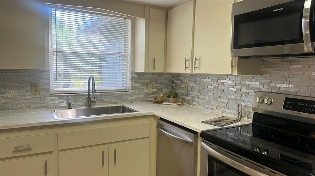 2193 Cork Oak Street E - Photo 13