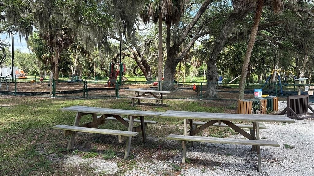 2193 Cork Oak Street E - Photo 45