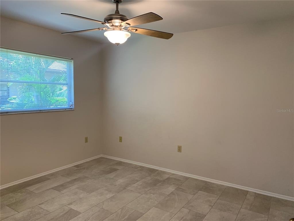 2193 Cork Oak Street E - Photo 24