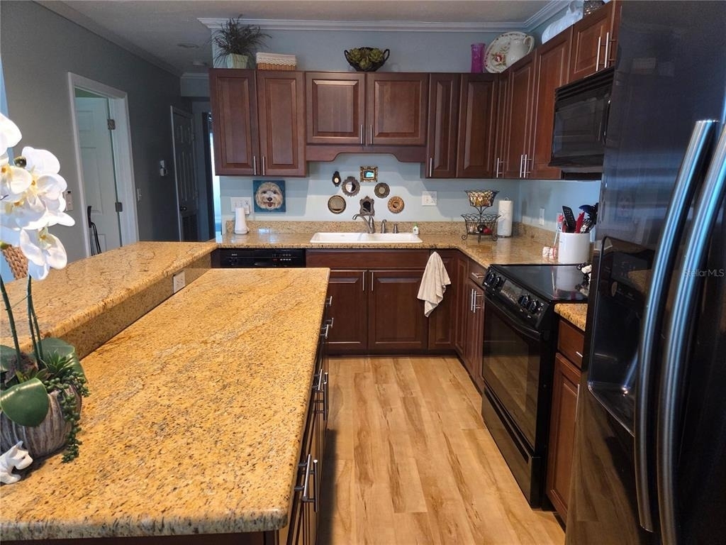 3157 Goldenrod Street - Photo 3