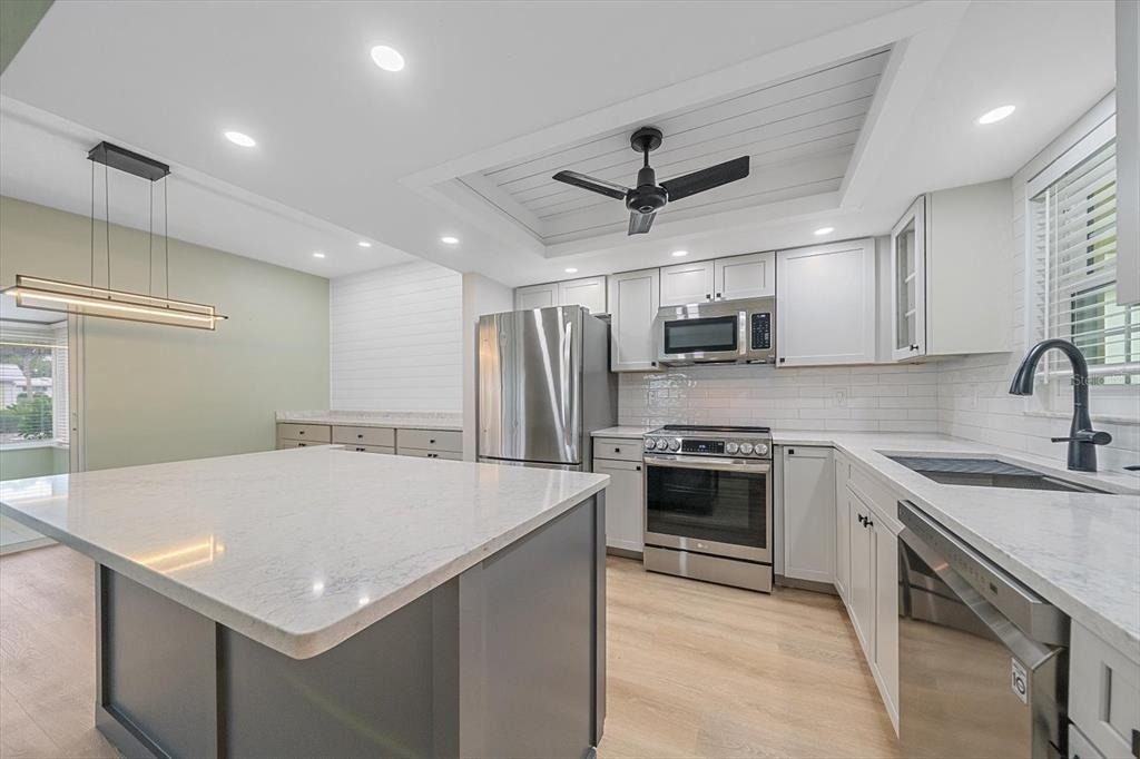 5865 Tidewood Avenue - Photo 5