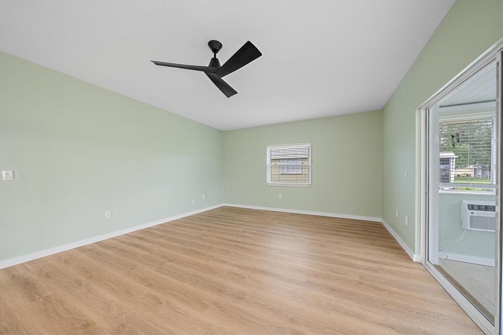 5865 Tidewood Avenue - Photo 12