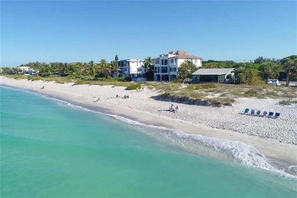 540 Neptune Avenue - Photo 4