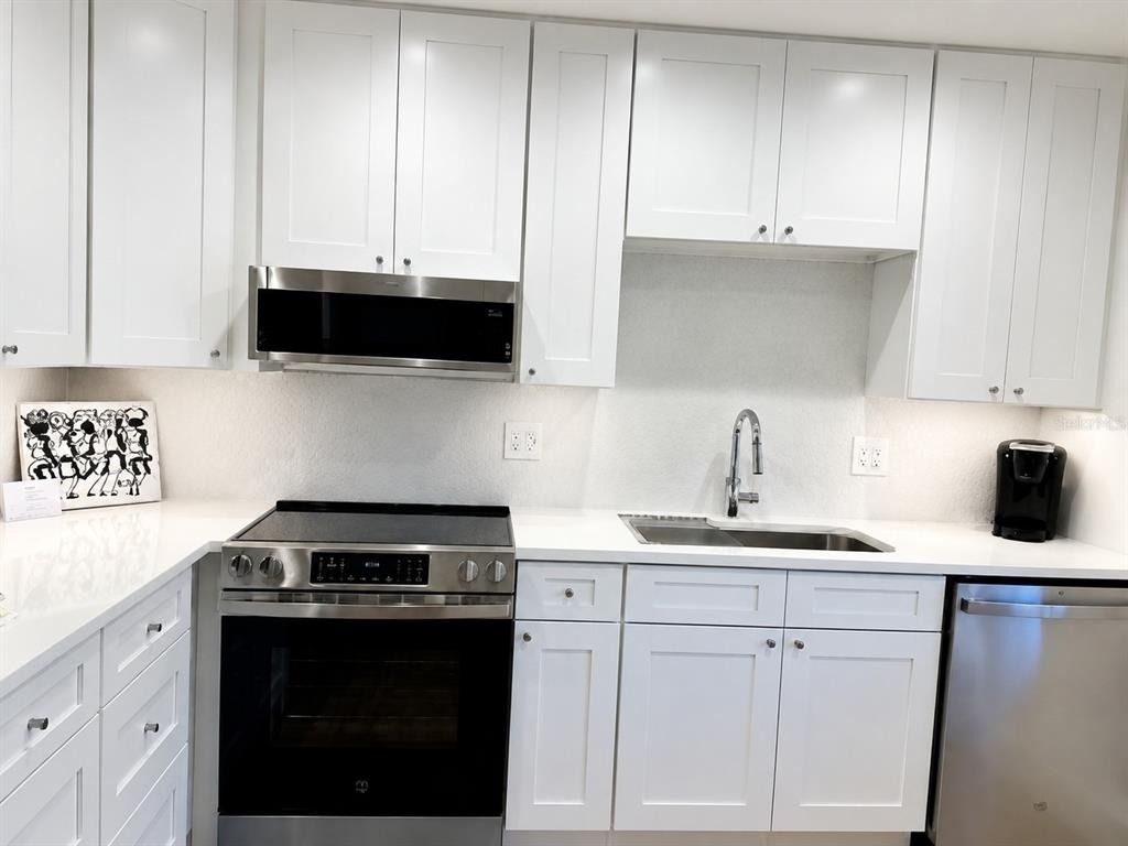 540 Neptune Avenue - Photo 14