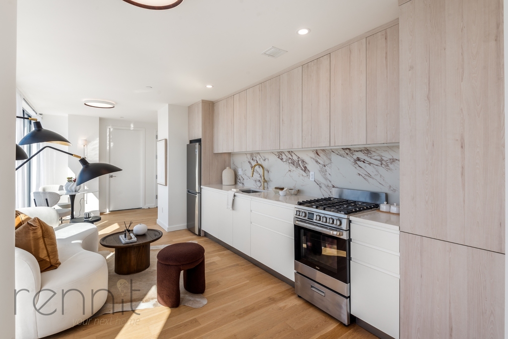 375 Dean Street - Photo 2