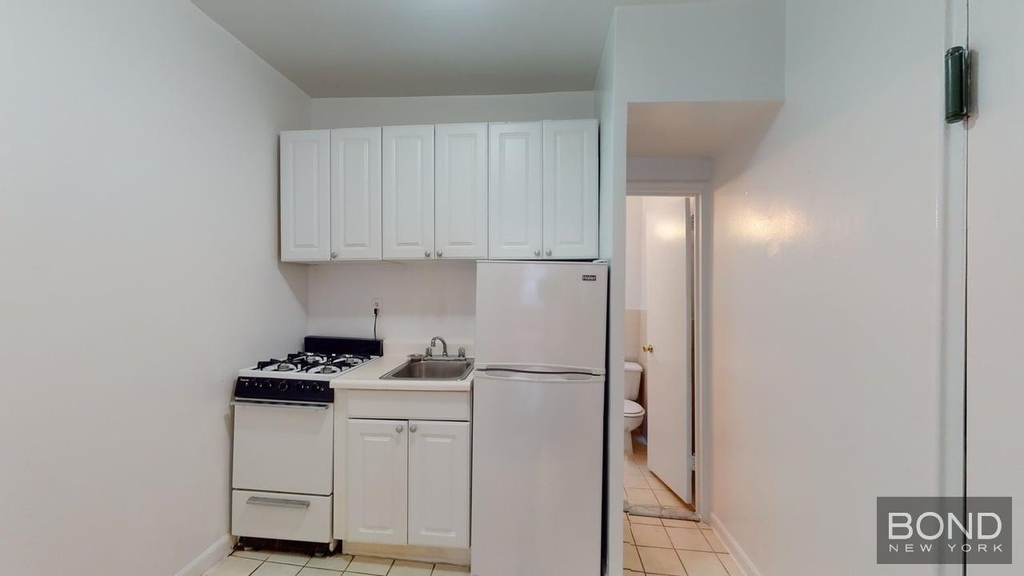340 East 53rd street  - Photo 1