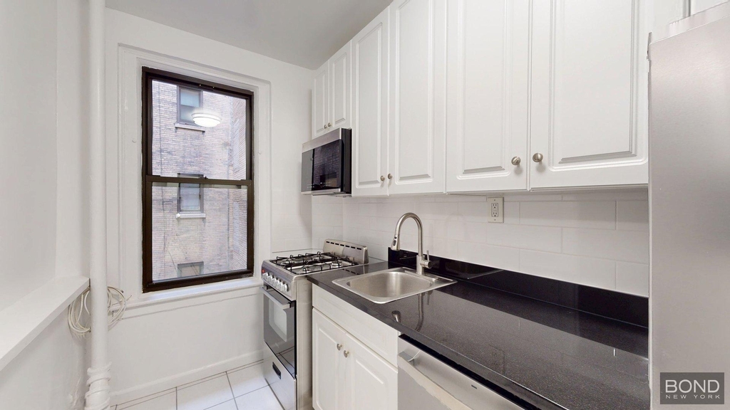 140 west 55th street  - Photo 2