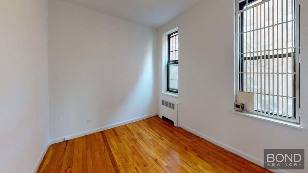 340 East 53rd street  - Photo 2