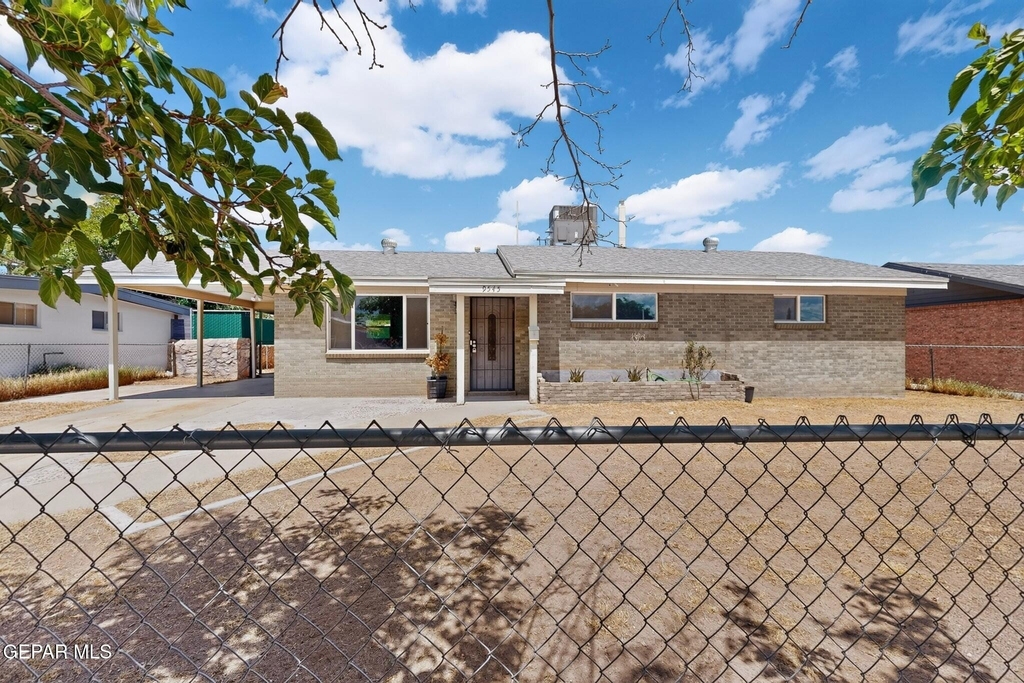 9545 Verbena Drive - Photo 0