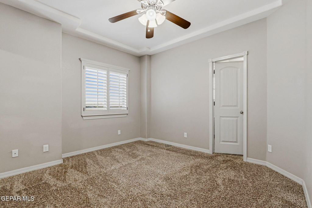 14293 Meadow Lake Avenue - Photo 37
