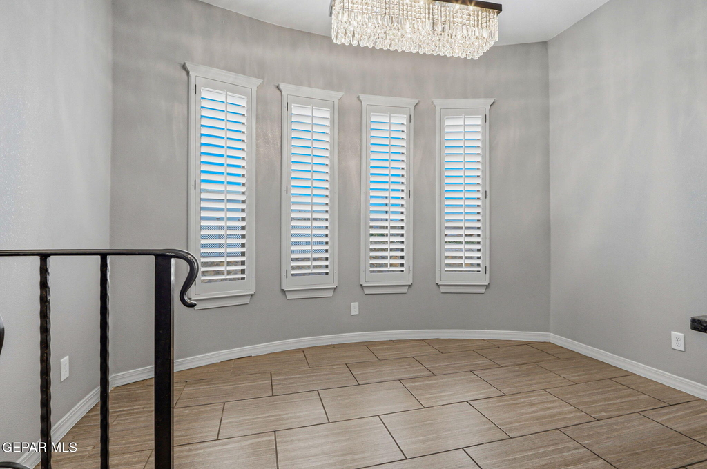 14293 Meadow Lake Avenue - Photo 9