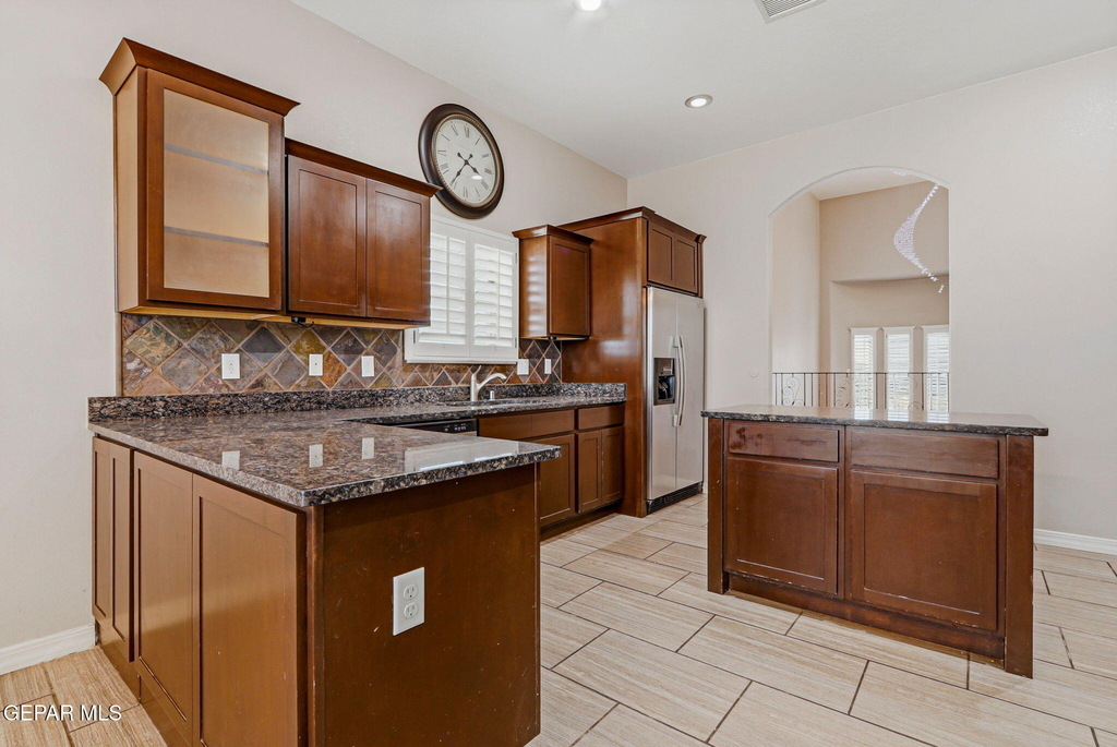 14293 Meadow Lake Avenue - Photo 11