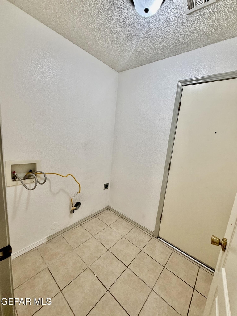 1468 Plaza Verde Drive - Photo 15