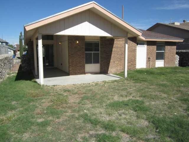 1468 Plaza Verde Drive - Photo 17