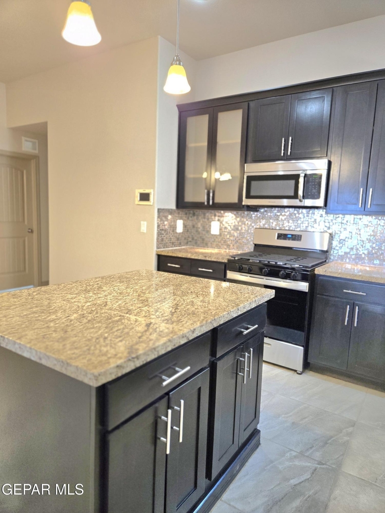 3857 Loma Cortez Drive - Photo 3