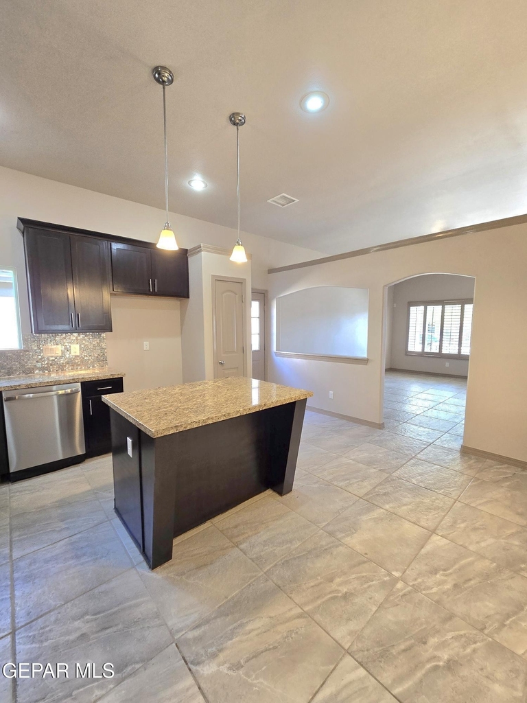 3857 Loma Cortez Drive - Photo 8