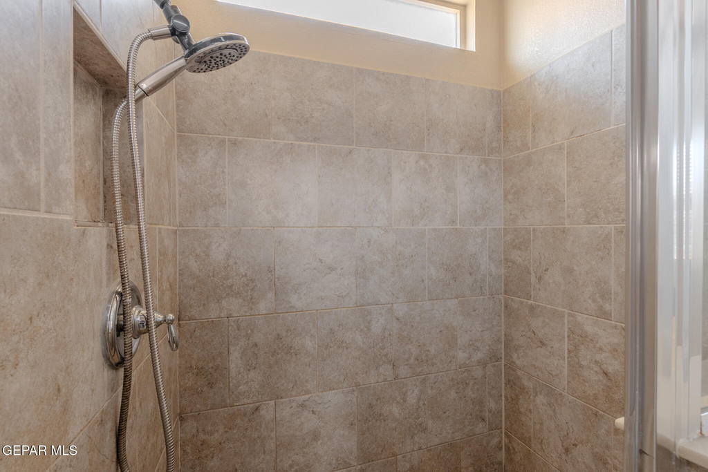 12485 Knightsbridge Drive - Photo 33