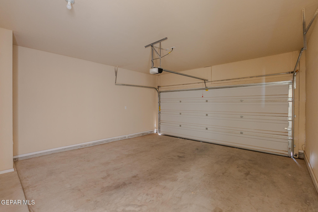 12485 Knightsbridge Drive - Photo 37
