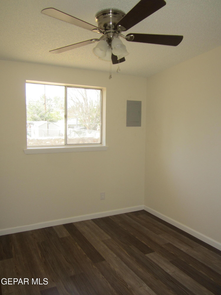 305 Corvena Way - Photo 41
