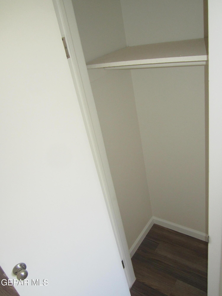 305 Corvena Way - Photo 10