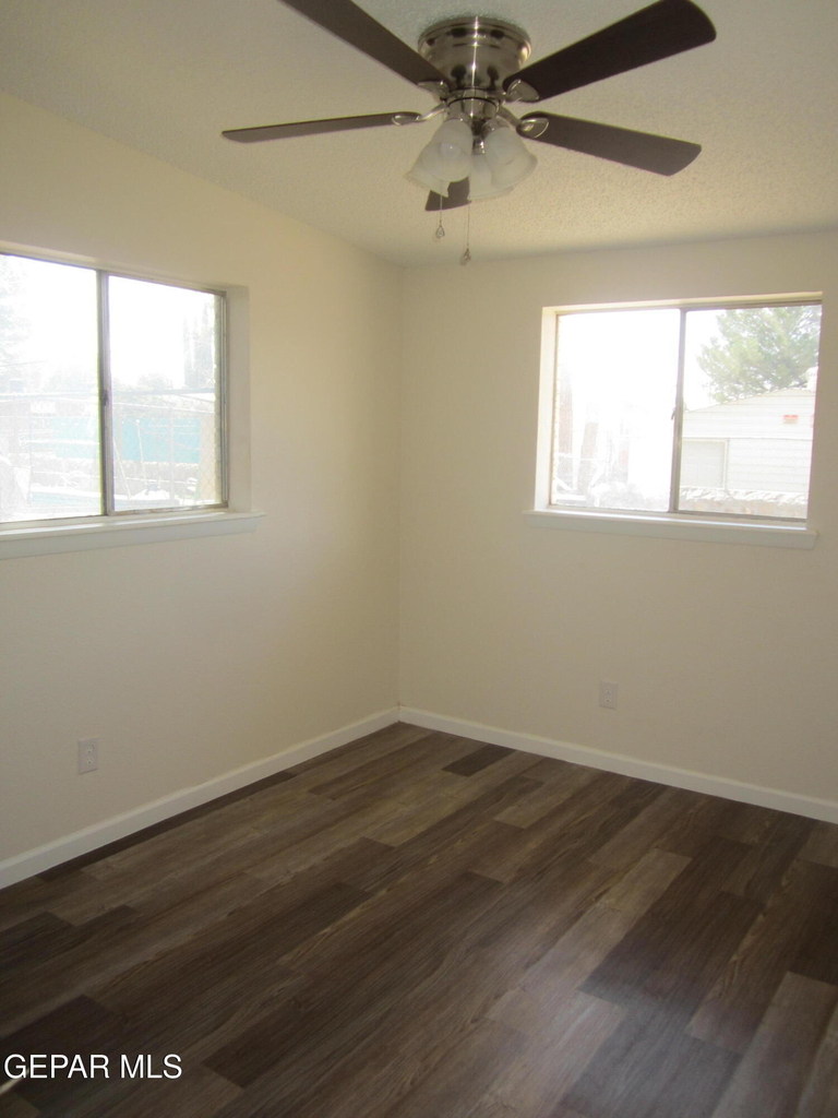 305 Corvena Way - Photo 44
