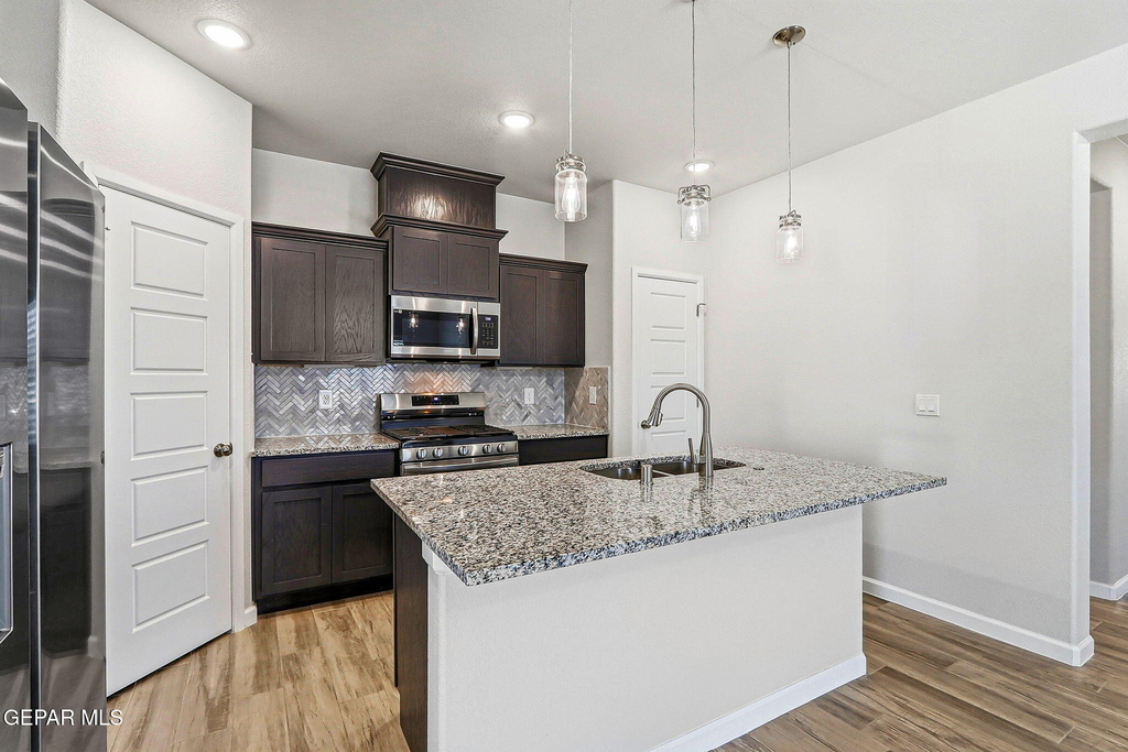 14801 Mike A Mendoza Avenue - Photo 8
