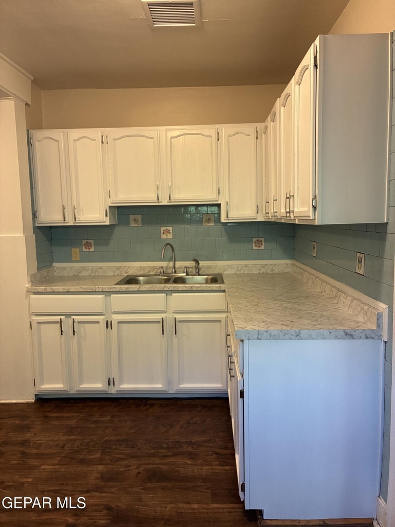 3017 Lebanon Avenue - Photo 11