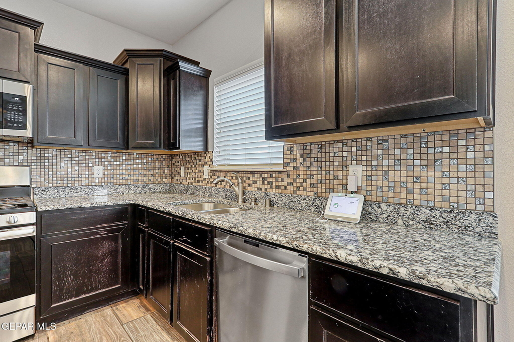229 Gonzalo Circle - Photo 4
