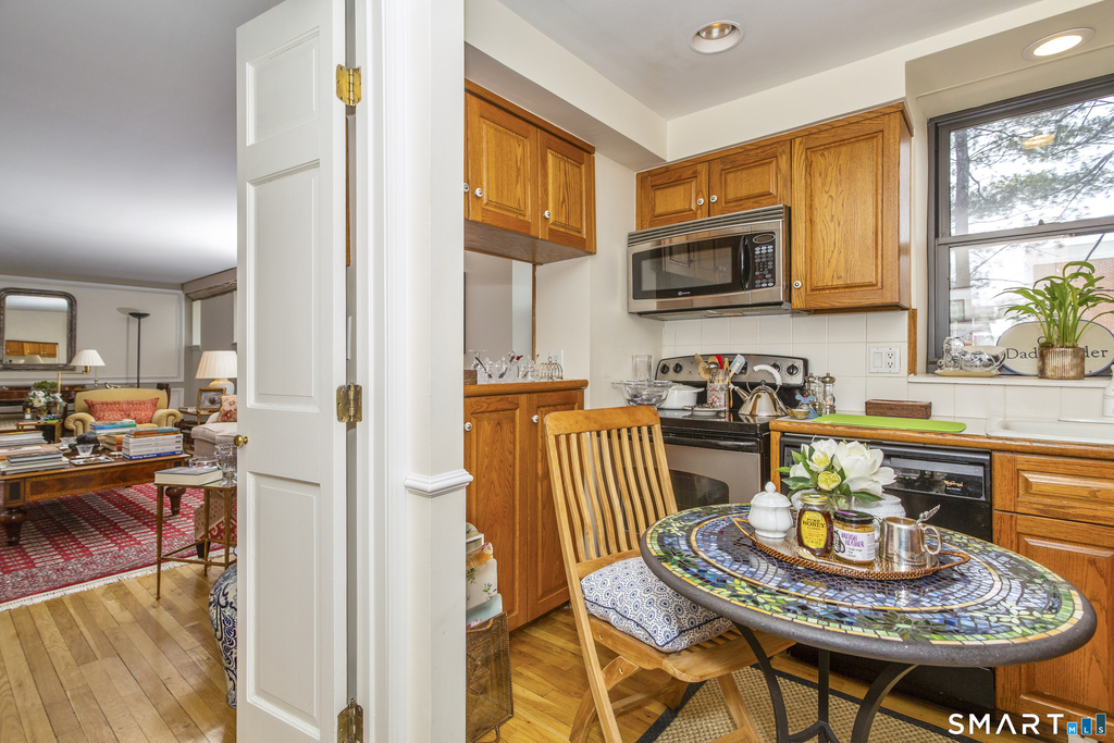 15 Lafayette Court - Photo 6