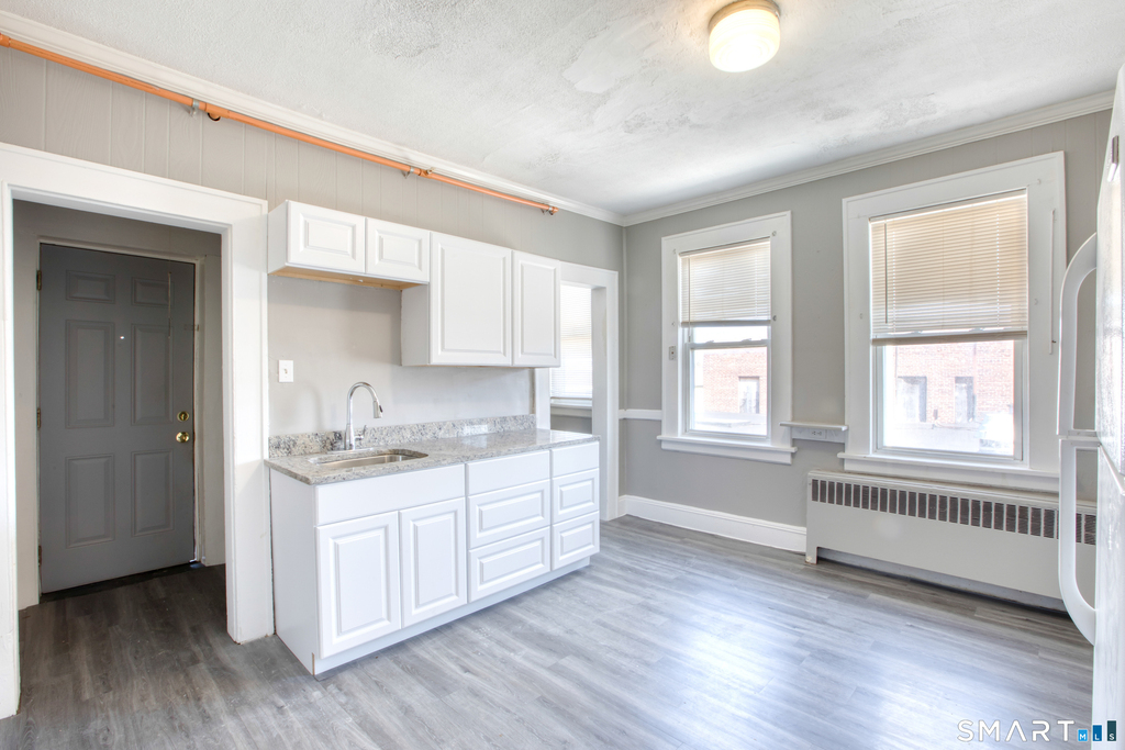 2716 Fairfield Avenue - Photo 2