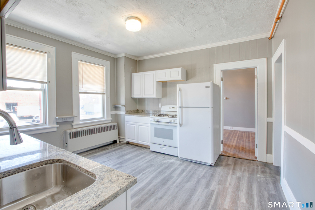2716 Fairfield Avenue - Photo 3