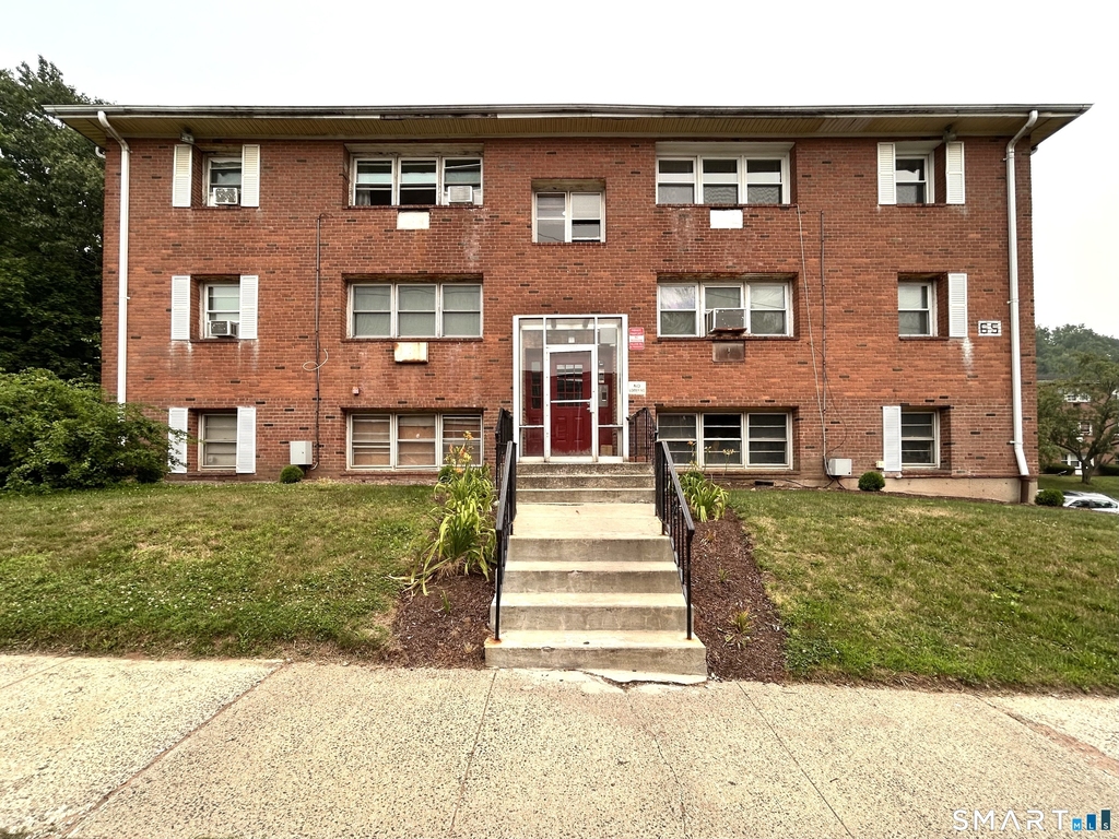 65 Donna Drive - Photo 0