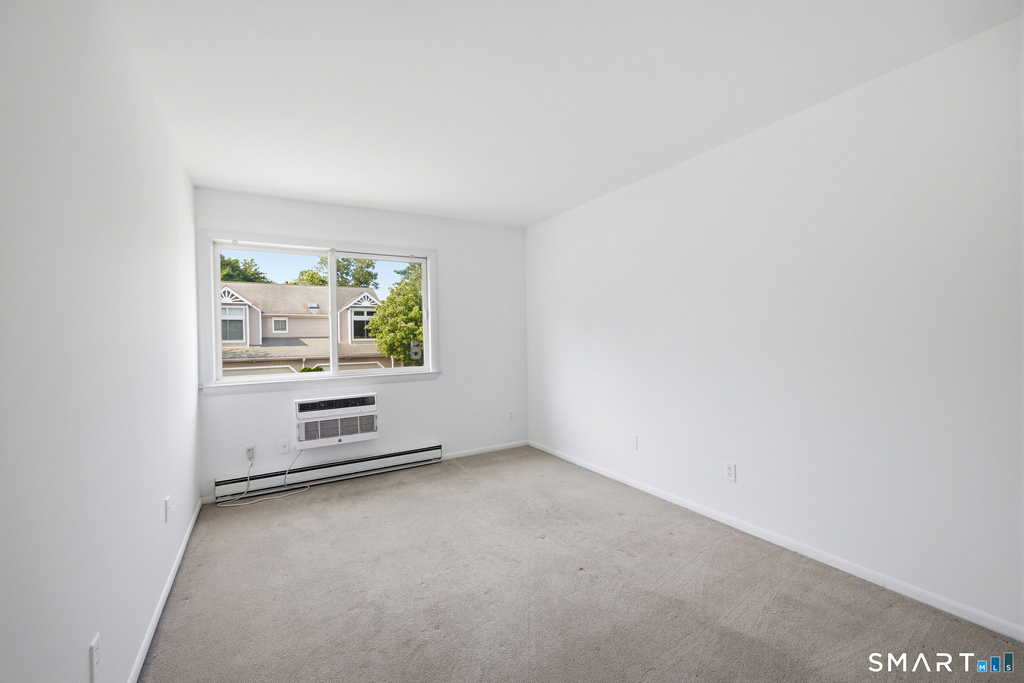 255 Strawberry Hill Avenue - Photo 14