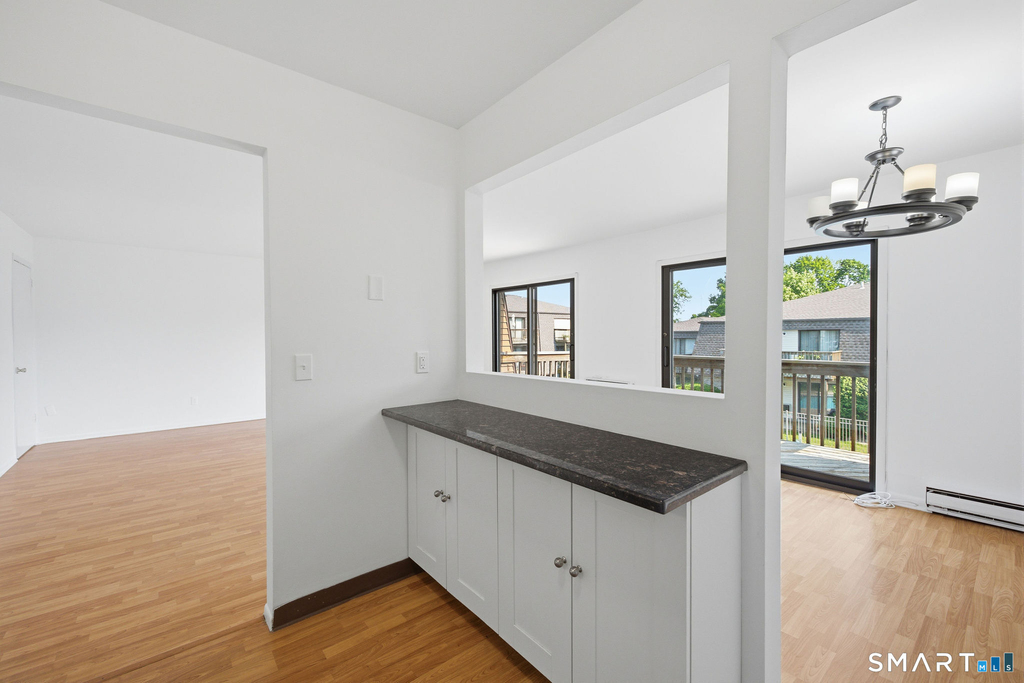 255 Strawberry Hill Avenue - Photo 11
