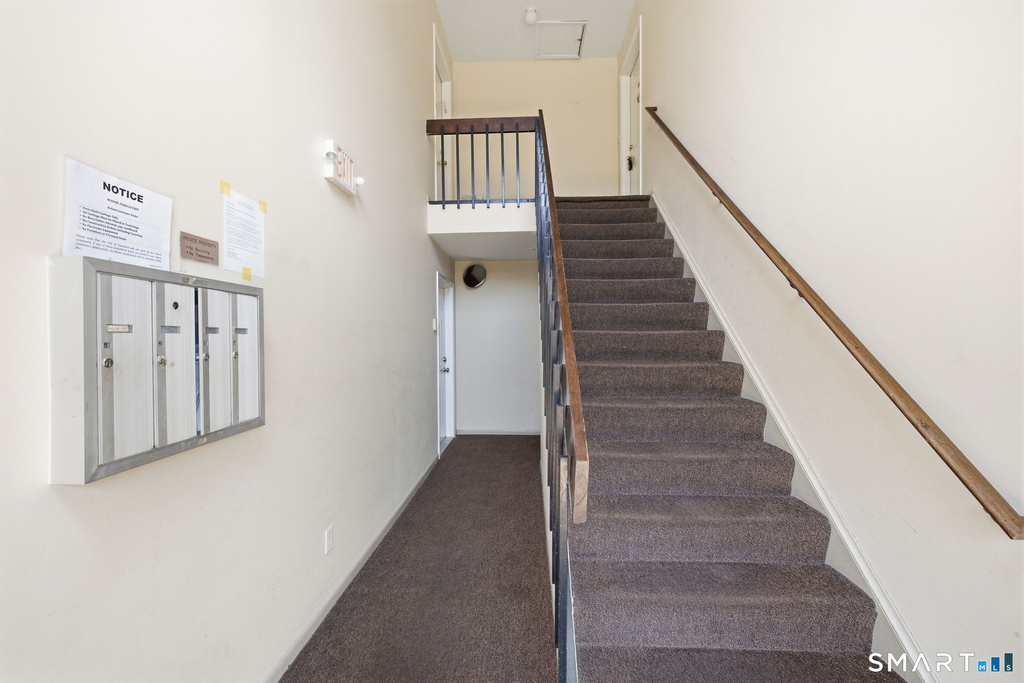 255 Strawberry Hill Avenue - Photo 22