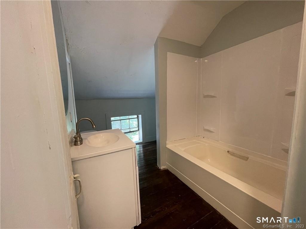 155 Riverside Drive - Photo 8