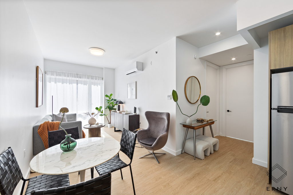 333 Linden Blvd - Photo 0