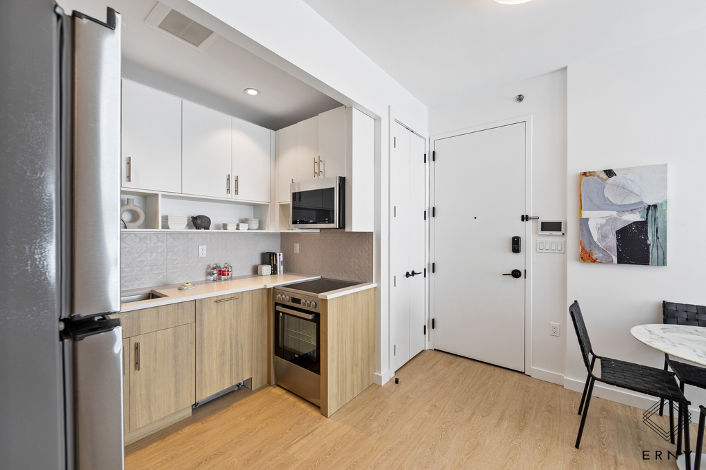 333 Linden Blvd - Photo 9