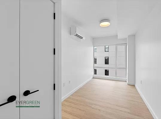 333 Linden Blvd - Photo 4