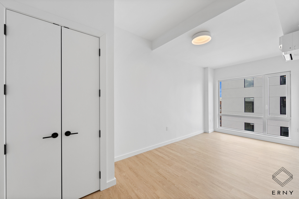 333 Linden Blvd - Photo 6