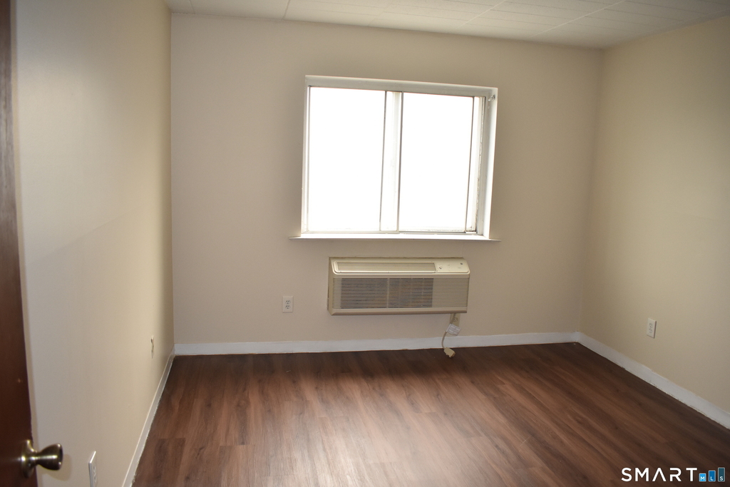 1575 Boston Avenue - Photo 4