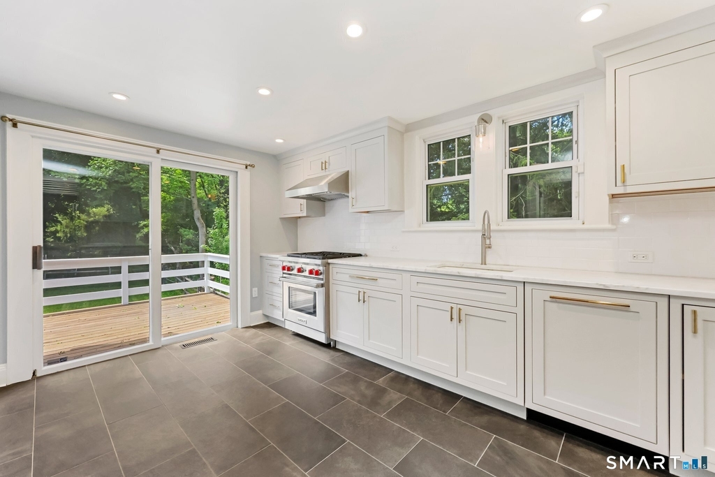 23 Turkey Hill Road - Photo 1