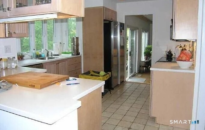 335 Greens Farms Road - Photo 7