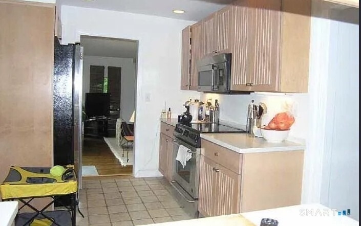 335 Greens Farms Road - Photo 8