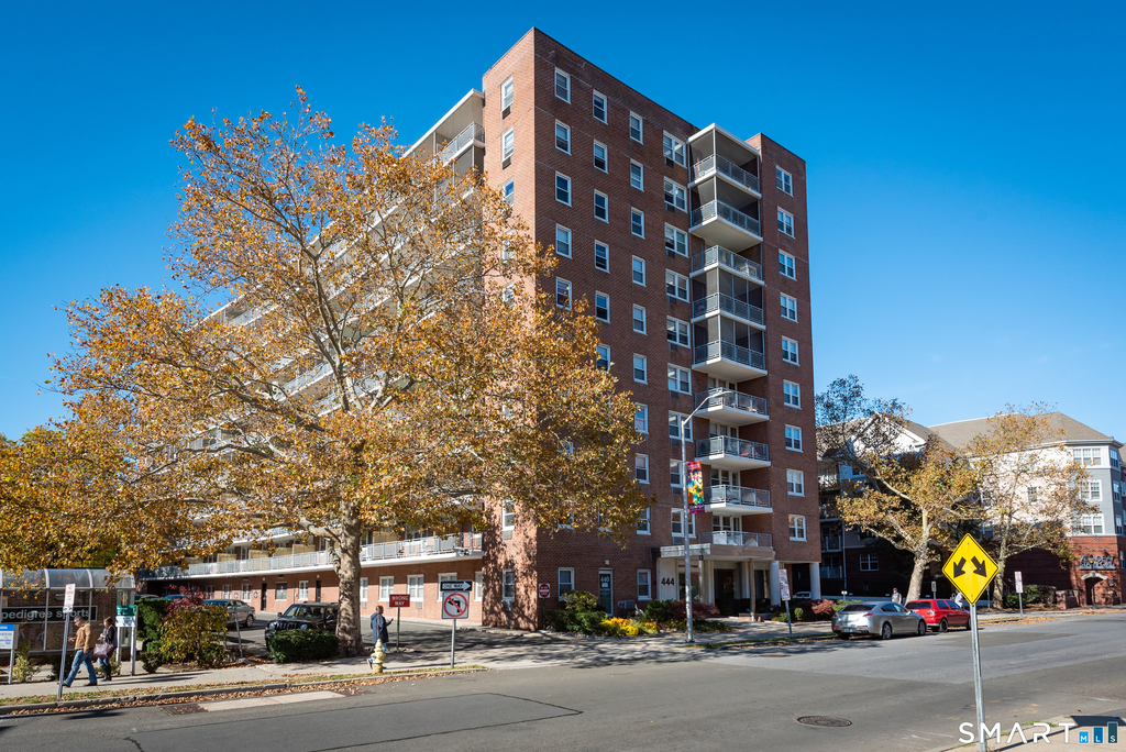 444 Bedford Street - Photo 14