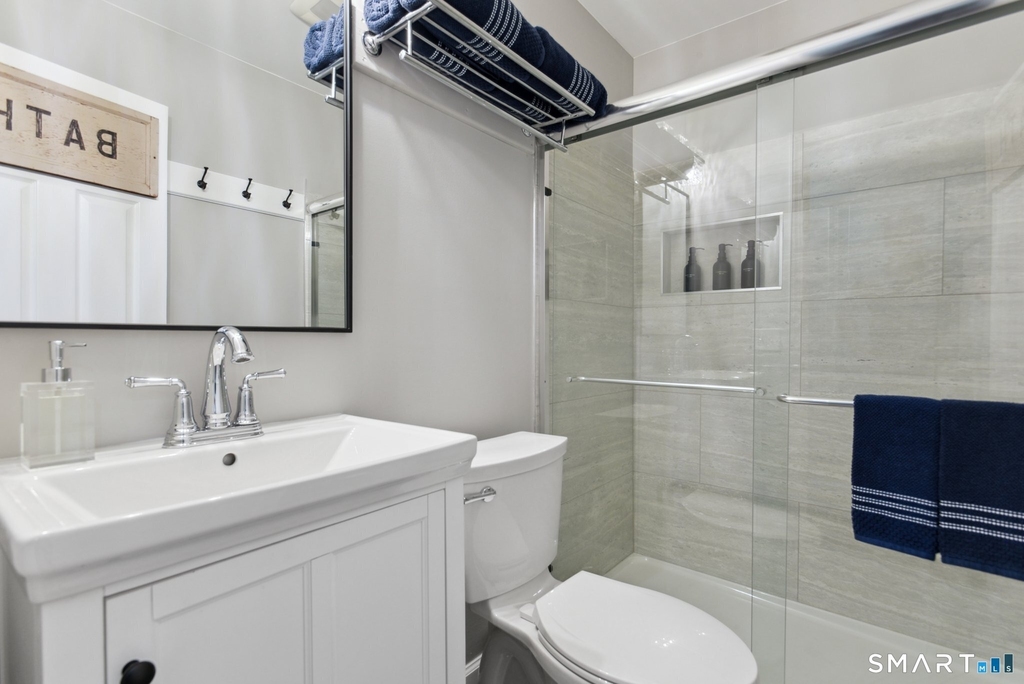 85 Michael Drive - Photo 11