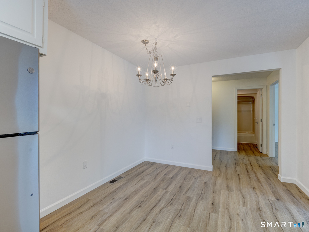 54 Oak Street - Photo 8