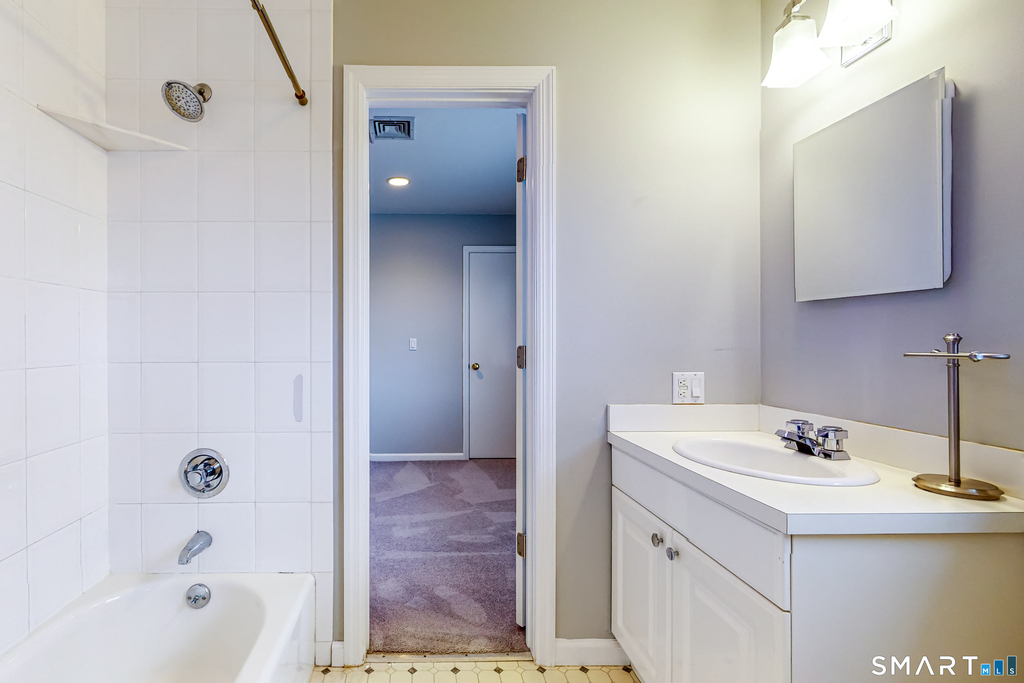 33 Green Lane - Photo 11